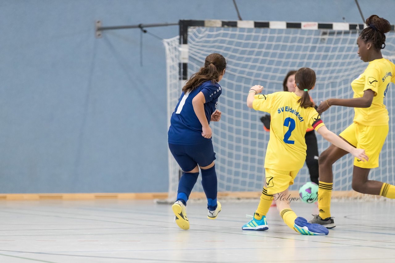 Bild 197 - C-Juniorinnen 3 Loewinnen Cup